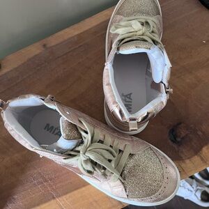 Mia High Top Sneakers-new